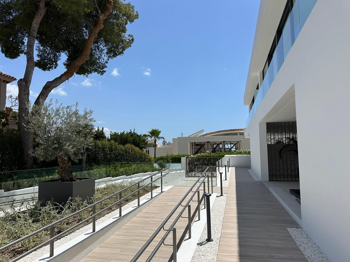 Photo 15 Semi-Detached House Nueva Andalucía, Costa del Sol, Málaga – R4749622