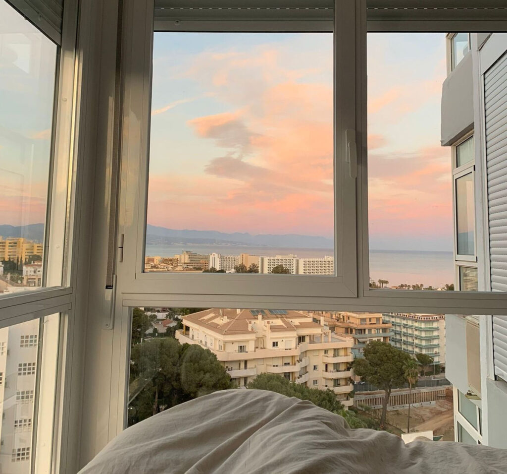 Photo 1 Middle Floor Apartment Benalmadena, Costa del Sol, Málaga – R4430374