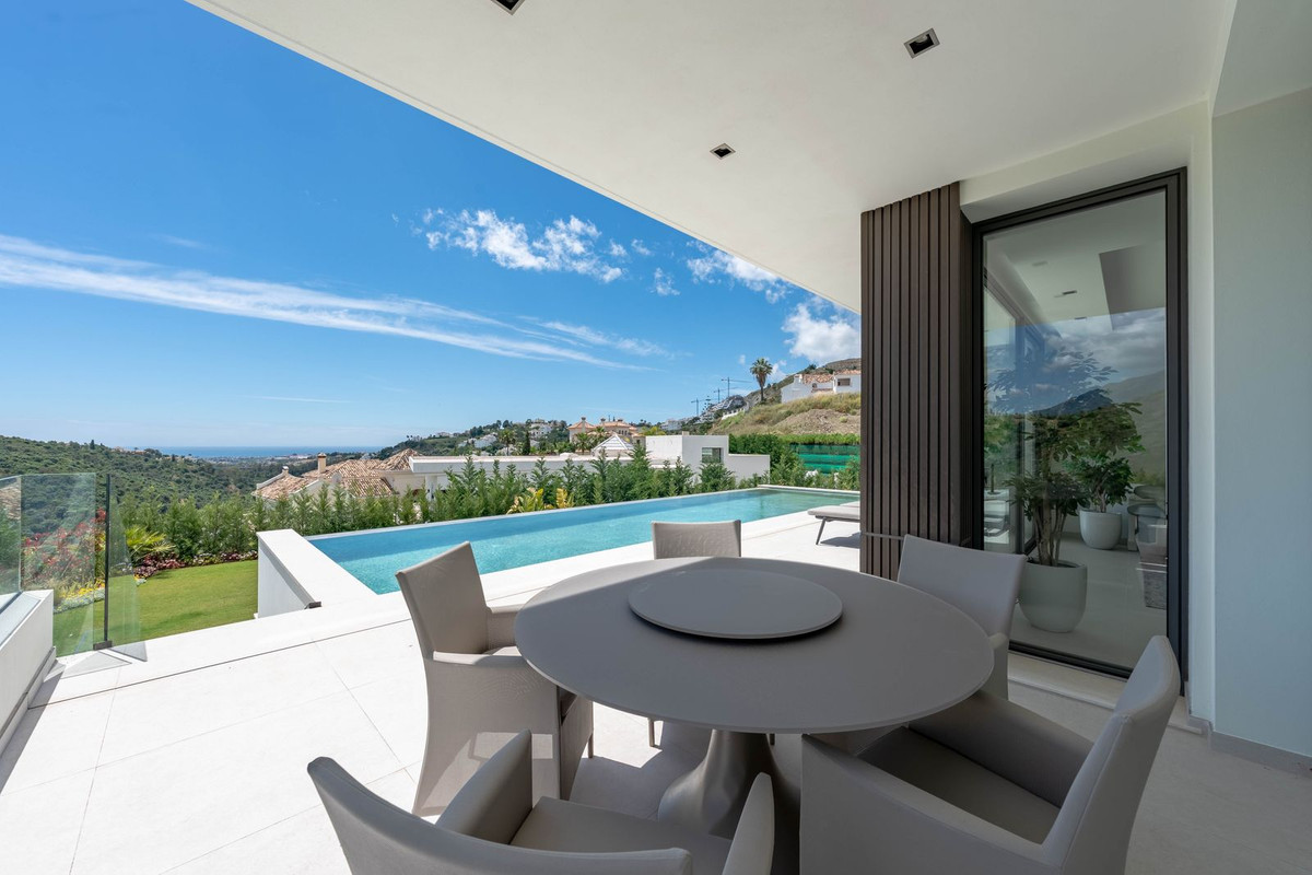 Photo 17 Detached Villa La Quinta, Costa del Sol, Málaga – R5046685