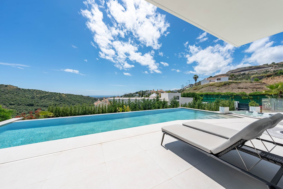 Photo 36 Detached Villa La Quinta, Costa del Sol, Málaga – R5046685