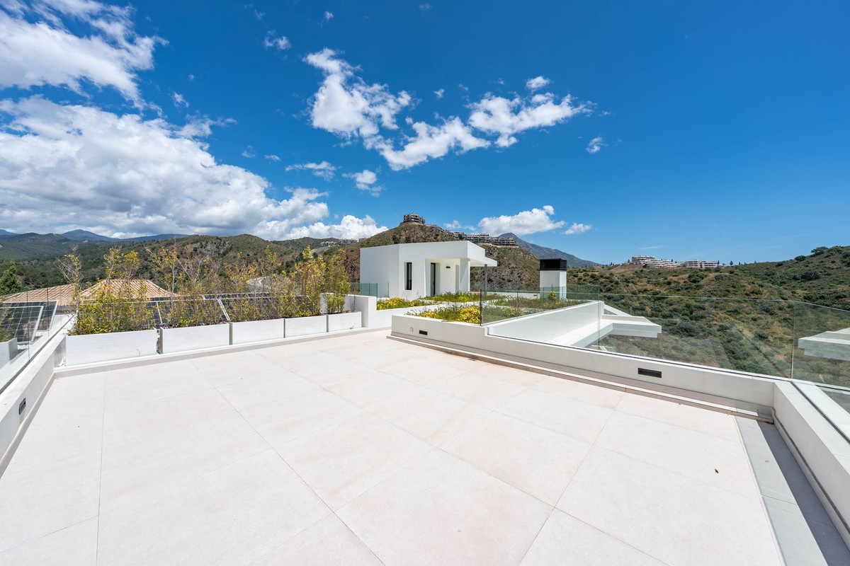 Photo 43 Detached Villa La Quinta, Costa del Sol, Málaga – R5046685