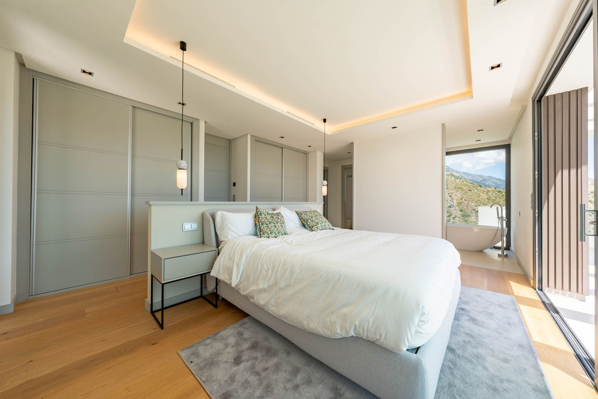 Photo 66 Detached Villa La Quinta, Costa del Sol, Málaga – R5046685