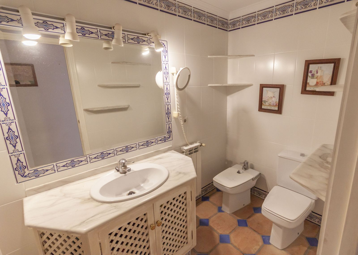 Photo 16 Top Floor Apartment Estepona, Costa del Sol, Málaga – R5073265