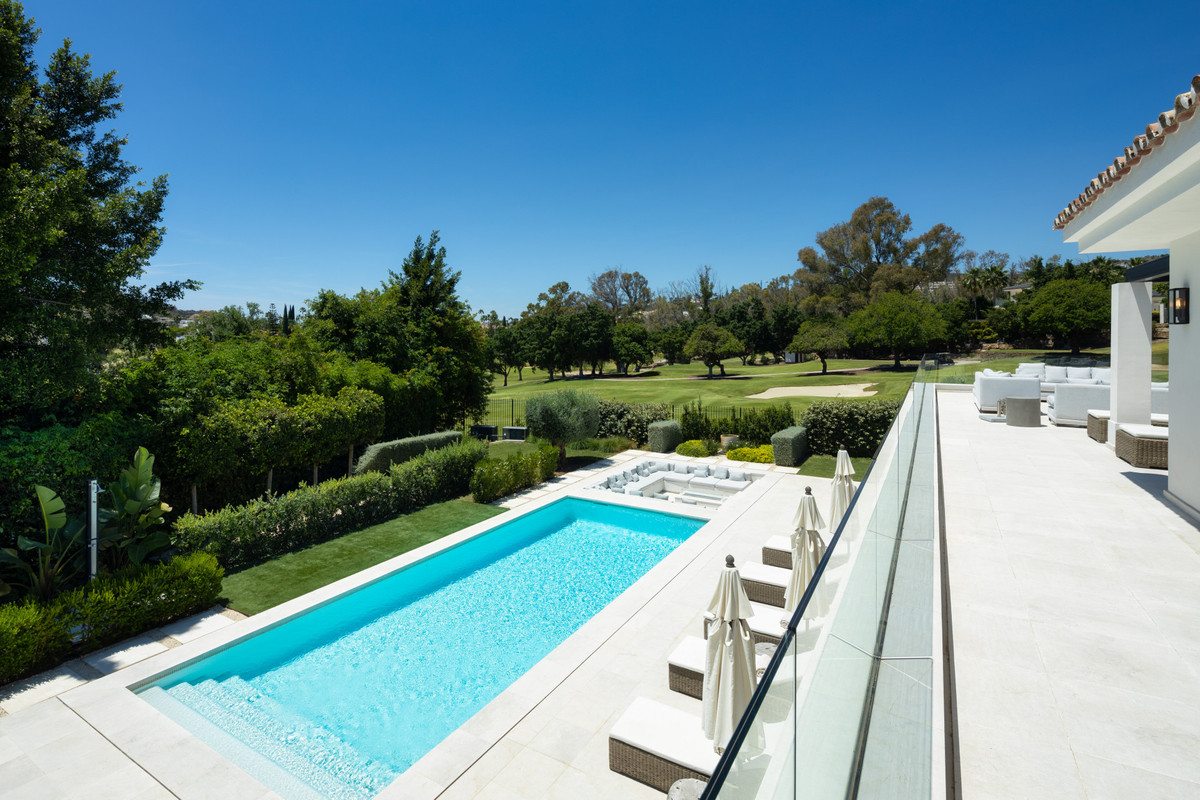 Photo 18 Detached Villa Nueva Andalucía, Costa del Sol, Málaga – R4896784