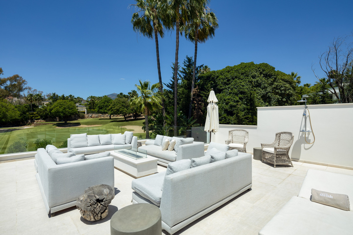 Photo 8 Detached Villa Nueva Andalucía, Costa del Sol, Málaga – R4896784