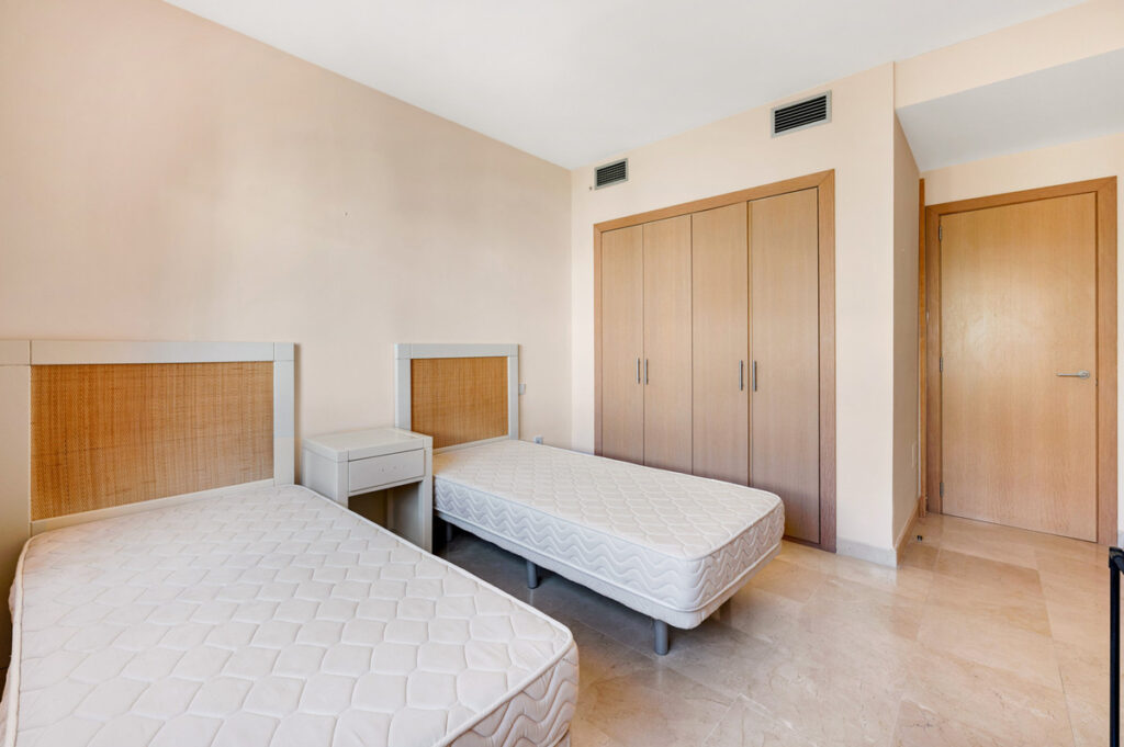 Photo 24 Middle Floor Apartment Estepona, Costa del Sol, Málaga – R5056132