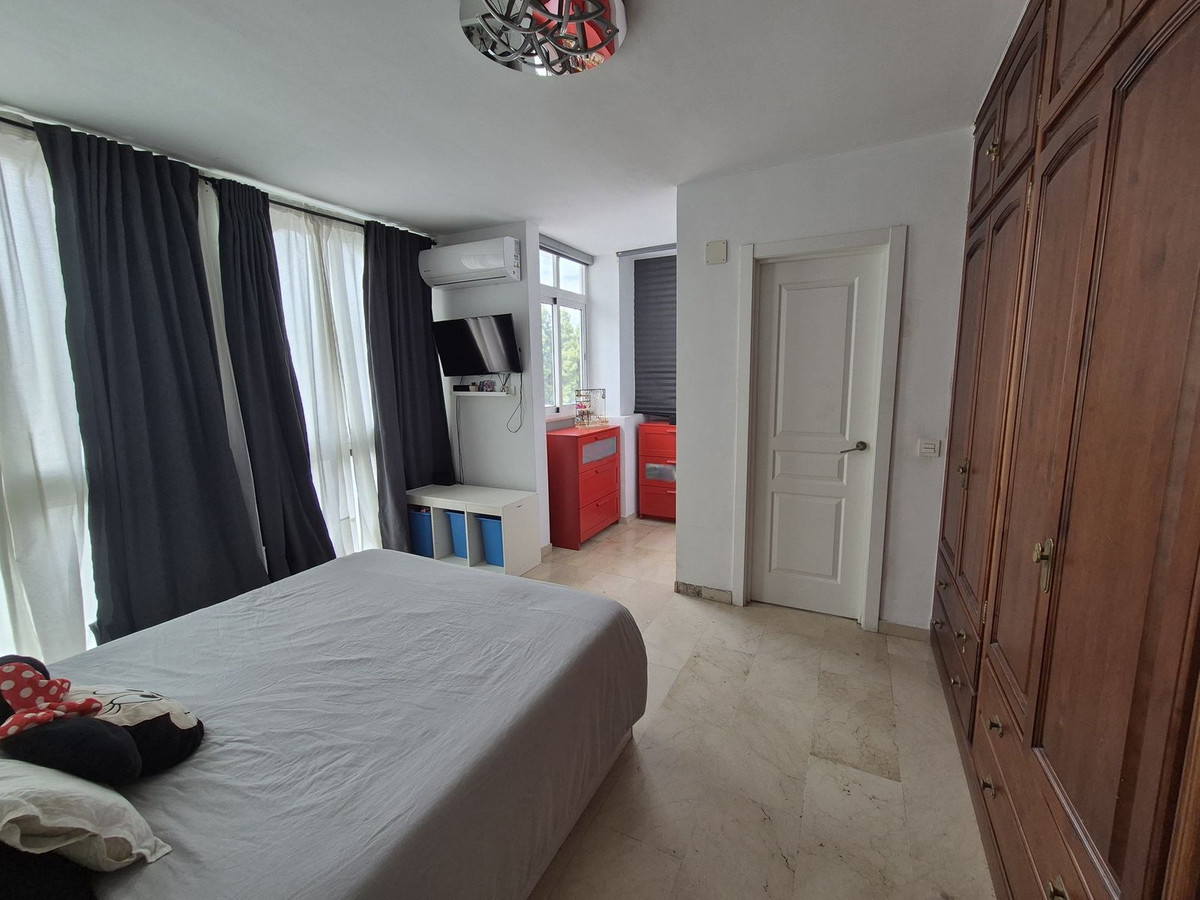 Photo 12 Top Floor Apartment Estepona, Costa del Sol, Málaga – R5079898