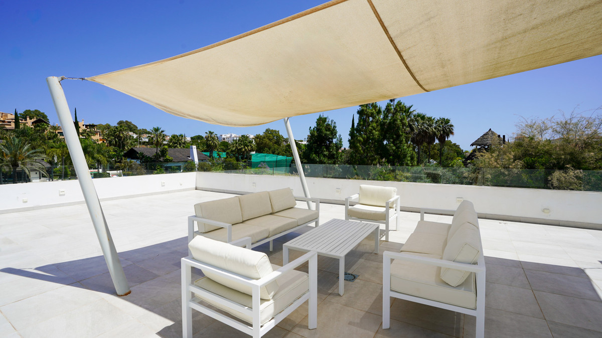 Photo 35 Detached Villa El Paraiso, Costa del Sol, Málaga – R5061181
