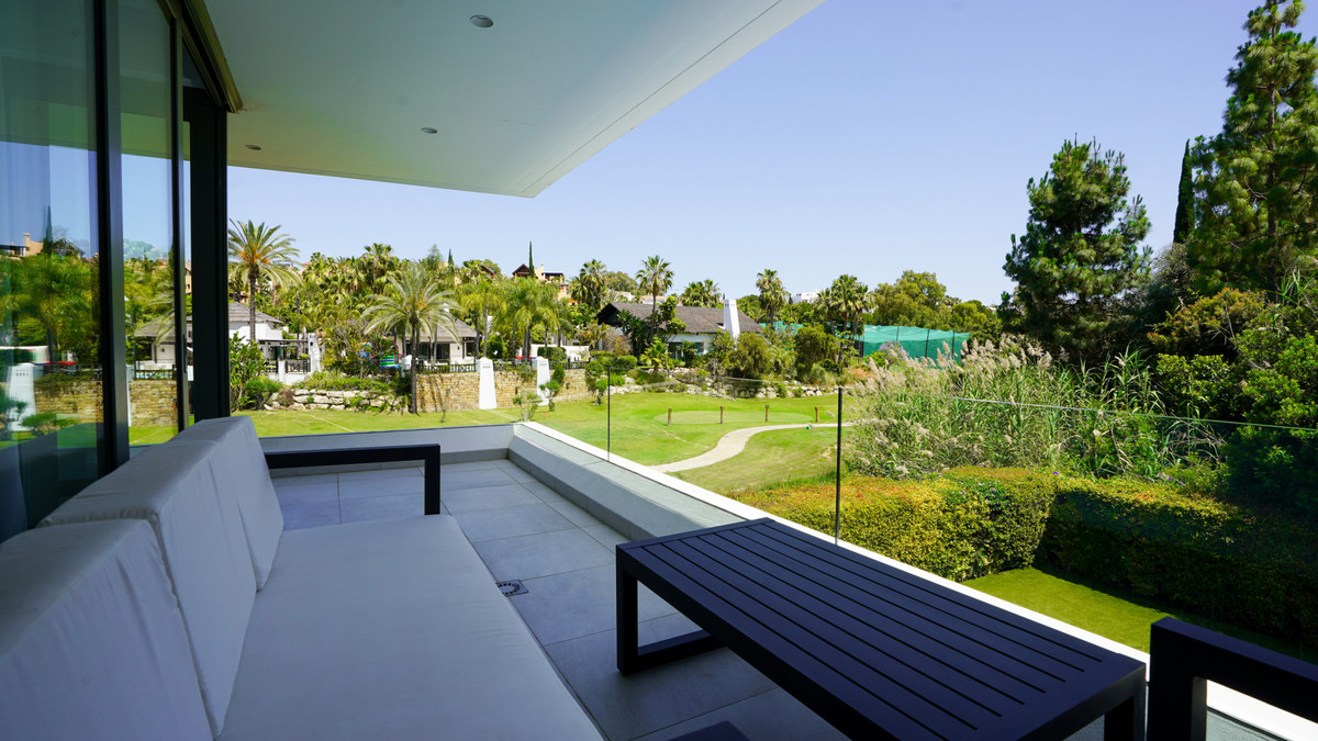 Photo 45 Detached Villa El Paraiso, Costa del Sol, Málaga – R5061181