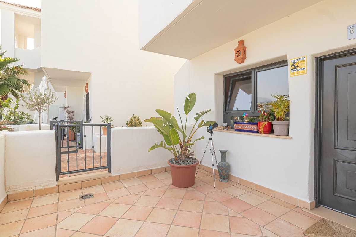 Photo 20 Ground Floor Apartment Estepona, Costa del Sol, Málaga – R5070553