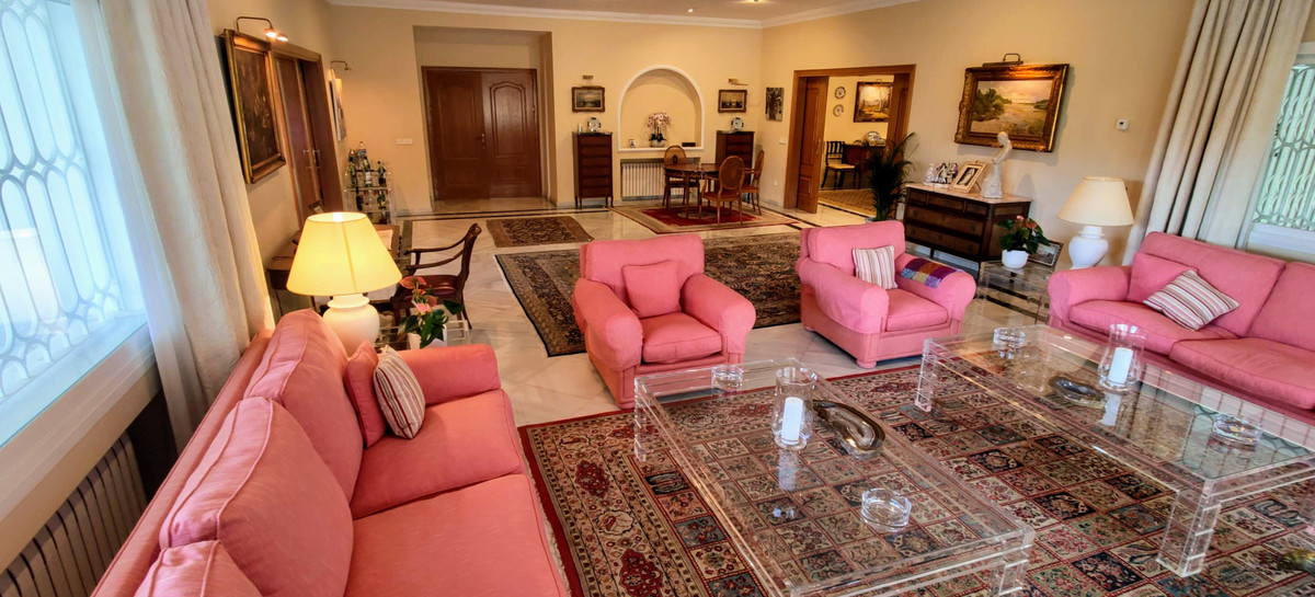 Photo 12 Detached Villa Guadalmina Baja, Costa del Sol, Málaga – R4606528