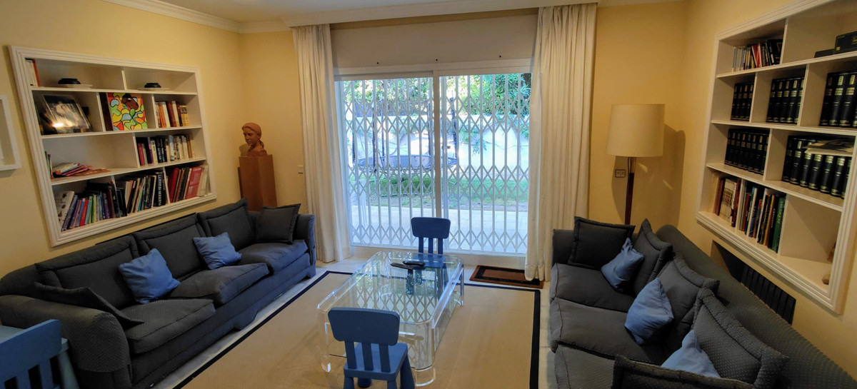 Photo 16 Detached Villa Guadalmina Baja, Costa del Sol, Málaga – R4606528