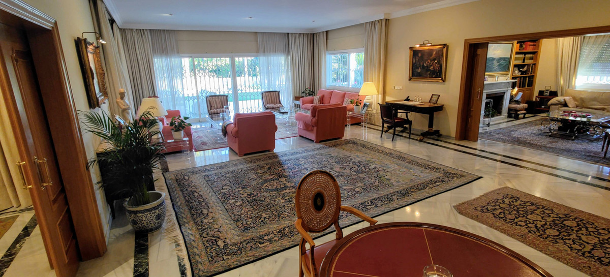 Photo 10 Detached Villa Guadalmina Baja, Costa del Sol, Málaga – R4606528