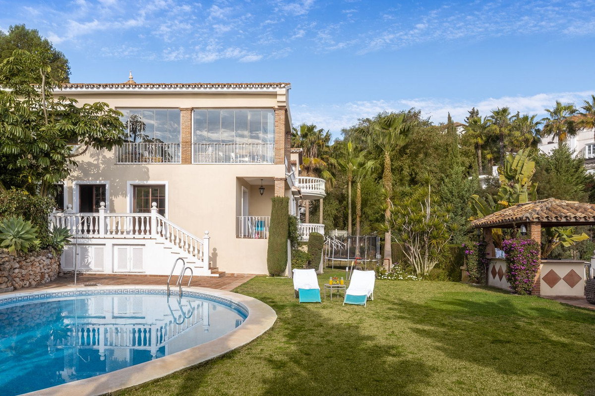 Photo 20 Detached Villa El Paraiso, Costa del Sol, Málaga – R5057767