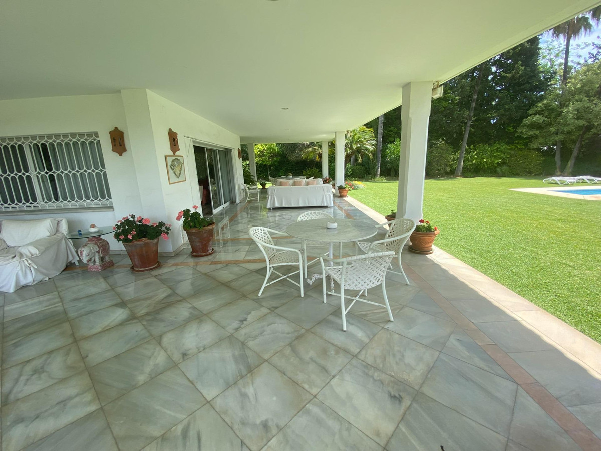 Photo 11 Detached Villa Guadalmina Baja, Costa del Sol, Málaga – R4941982