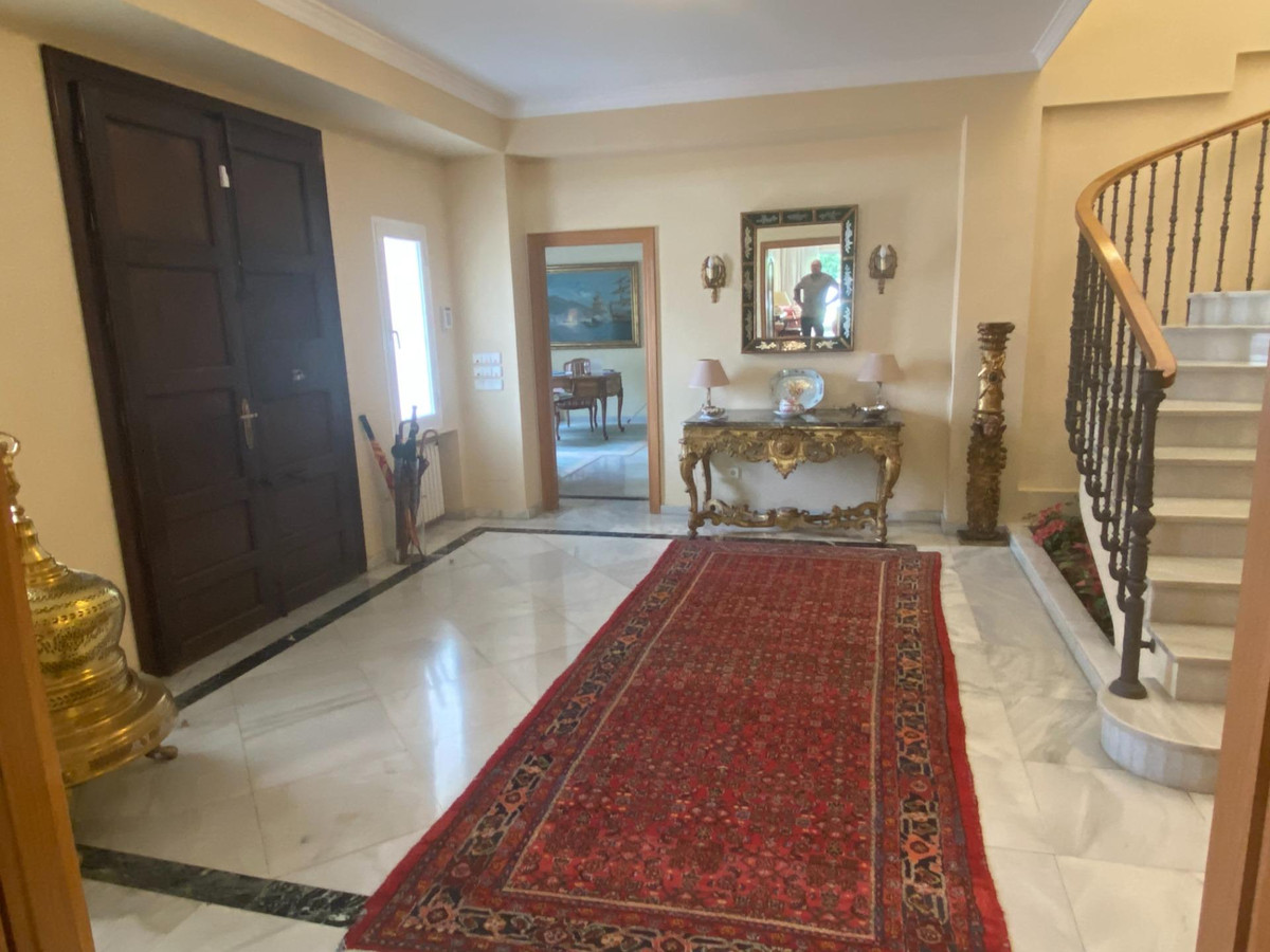 Photo 12 Detached Villa Guadalmina Baja, Costa del Sol, Málaga – R4941982