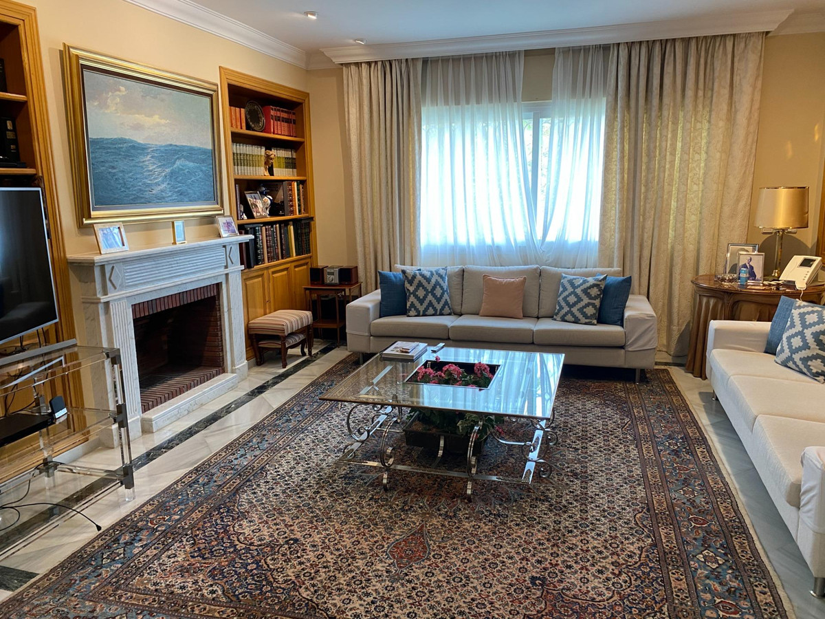 Photo 15 Detached Villa Guadalmina Baja, Costa del Sol, Málaga – R4941982