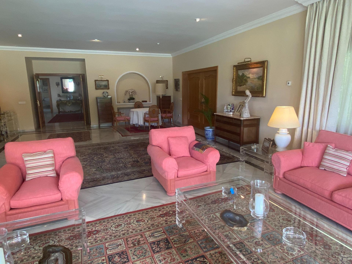 Photo 17 Detached Villa Guadalmina Baja, Costa del Sol, Málaga – R4941982