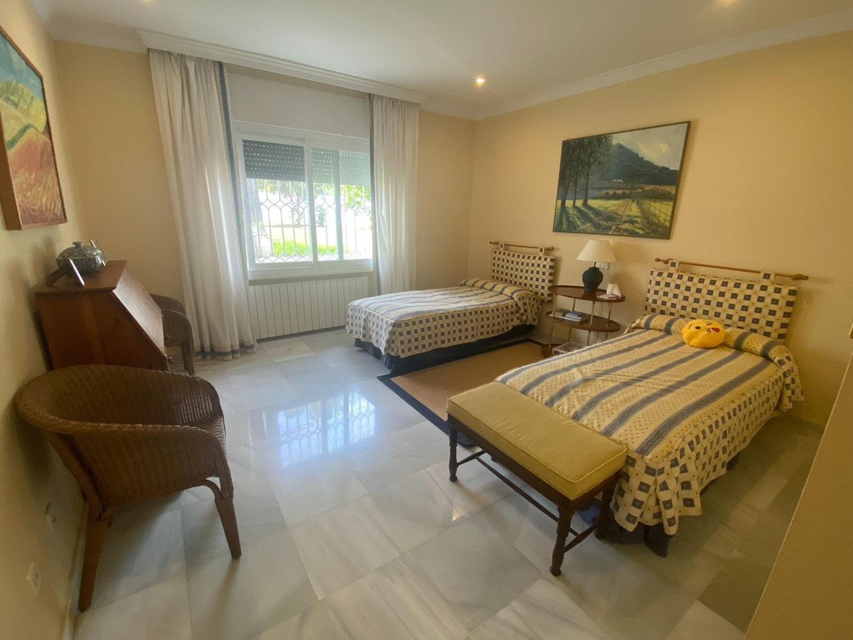 Photo 29 Detached Villa Guadalmina Baja, Costa del Sol, Málaga – R4941982