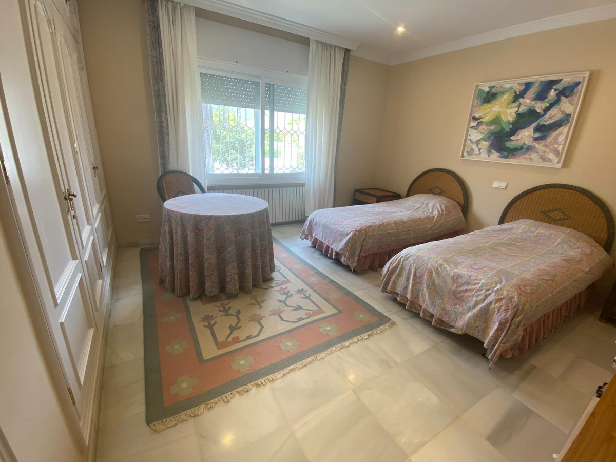 Photo 33 Detached Villa Guadalmina Baja, Costa del Sol, Málaga – R4941982