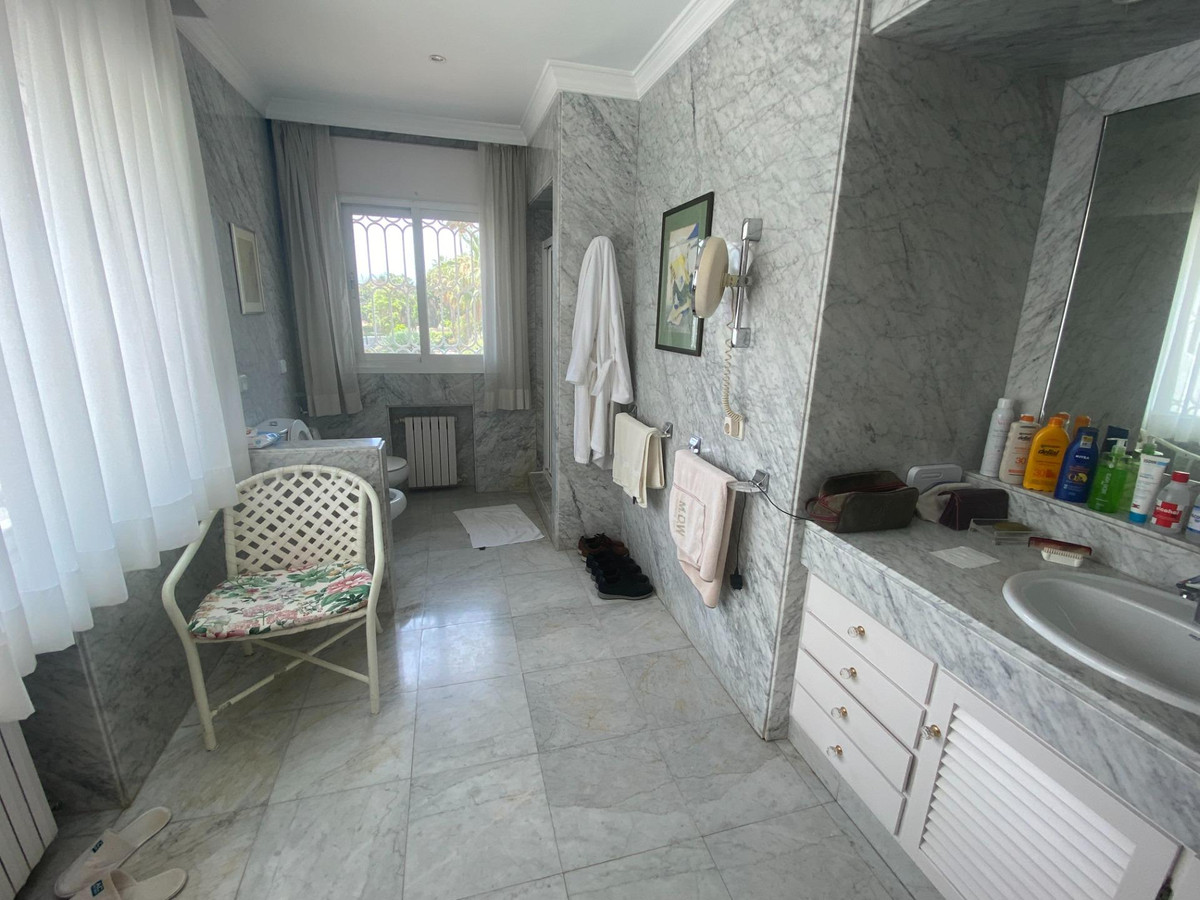 Photo 42 Detached Villa Guadalmina Baja, Costa del Sol, Málaga – R4941982