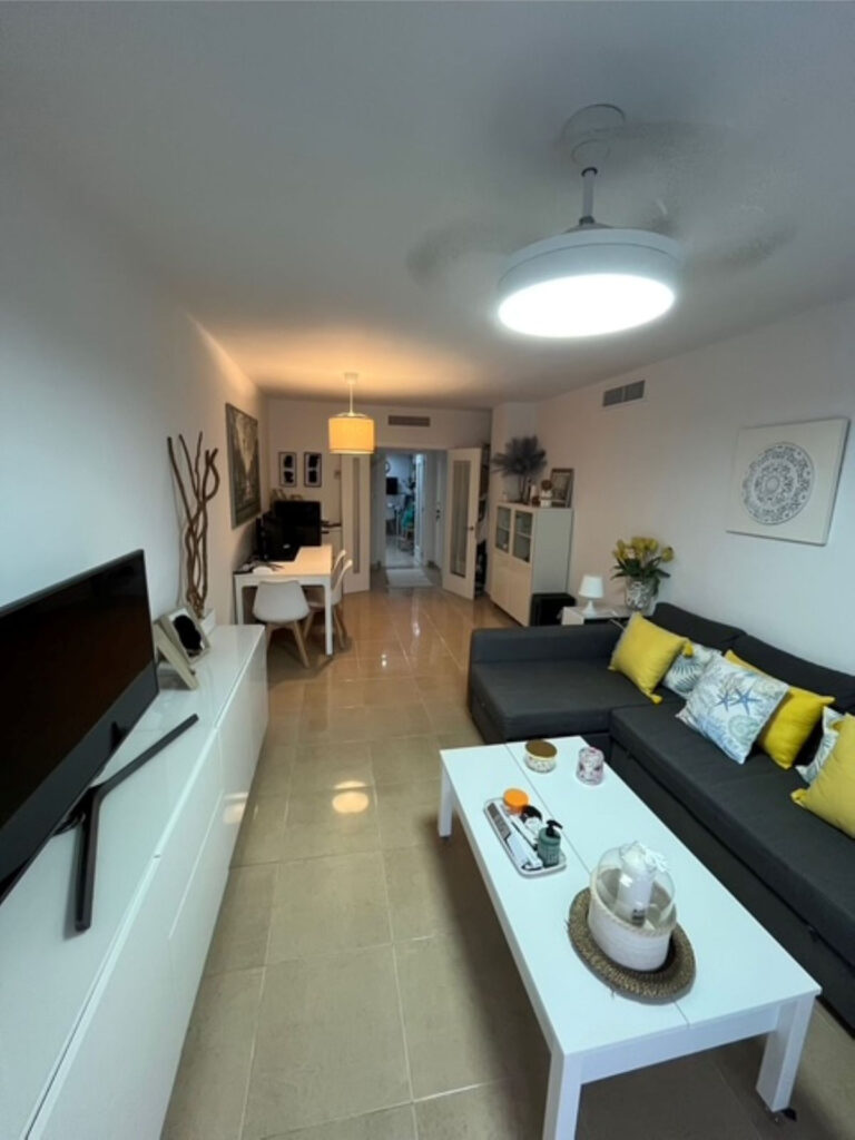 Photo 11 Middle Floor Apartment Estepona, Costa del Sol, Málaga – R5057623
