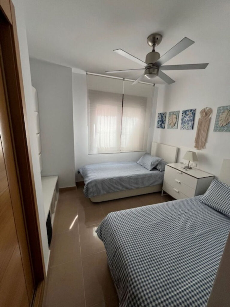 Photo 12 Middle Floor Apartment Estepona, Costa del Sol, Málaga – R5057623