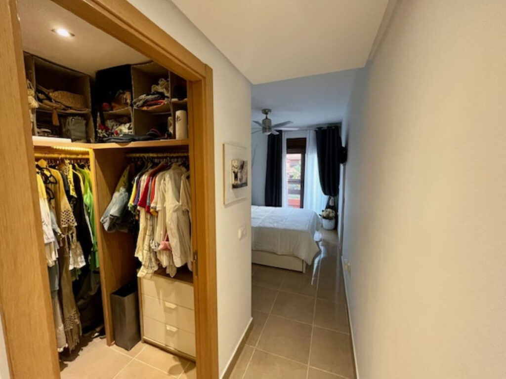 Photo 13 Middle Floor Apartment Estepona, Costa del Sol, Málaga – R5057623