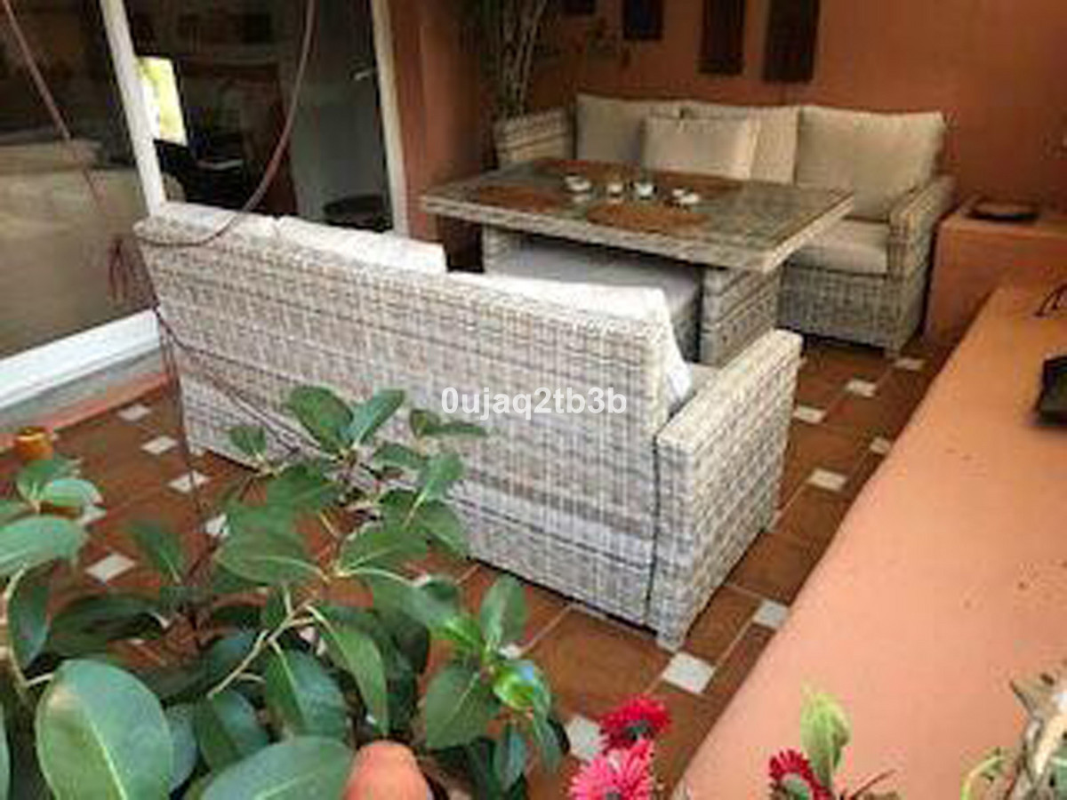 Photo 3 Middle Floor Apartment New Golden Mile, Costa del Sol, Málaga – R3950773