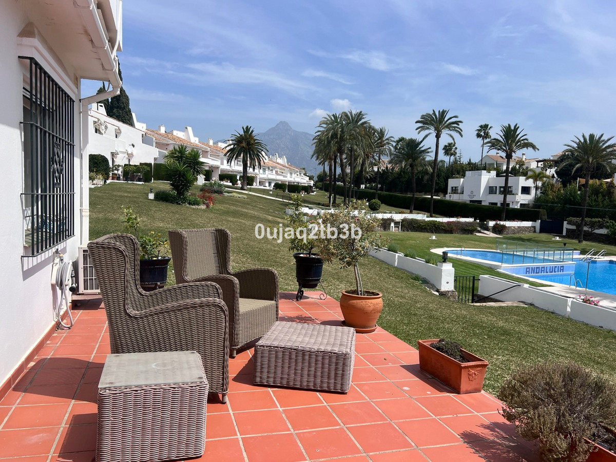 Photo 3 Duplex Nueva Andalucía, Costa del Sol, Málaga – R4896064