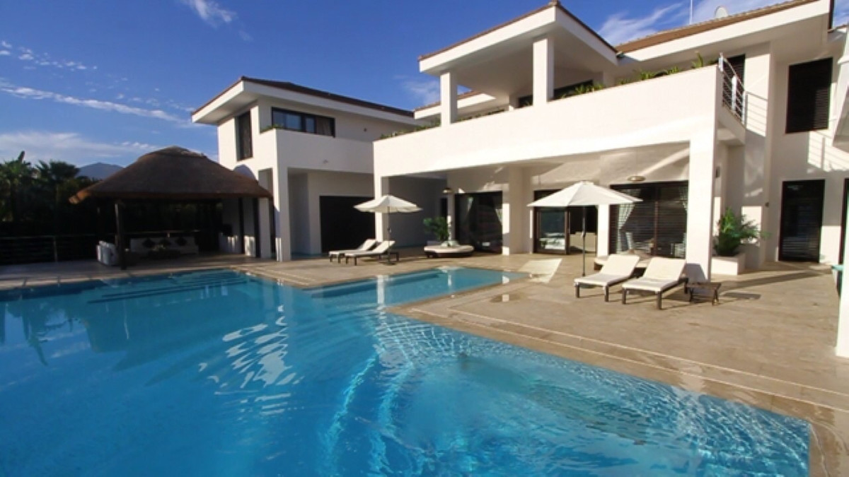 Photo 5 Detached Villa Guadalmina Baja, Costa del Sol, Málaga – R3021947