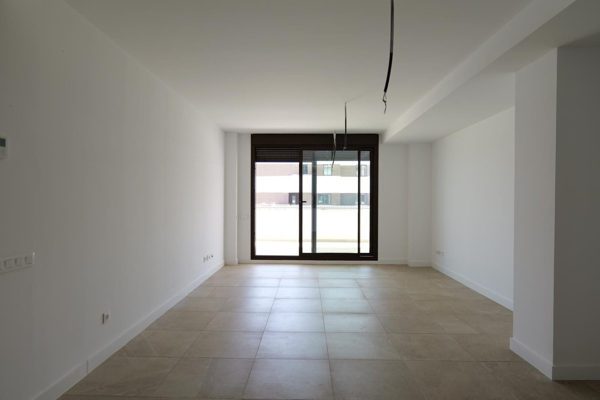 Photo 19 Middle Floor Apartment Estepona, Costa del Sol, Málaga – R5112466