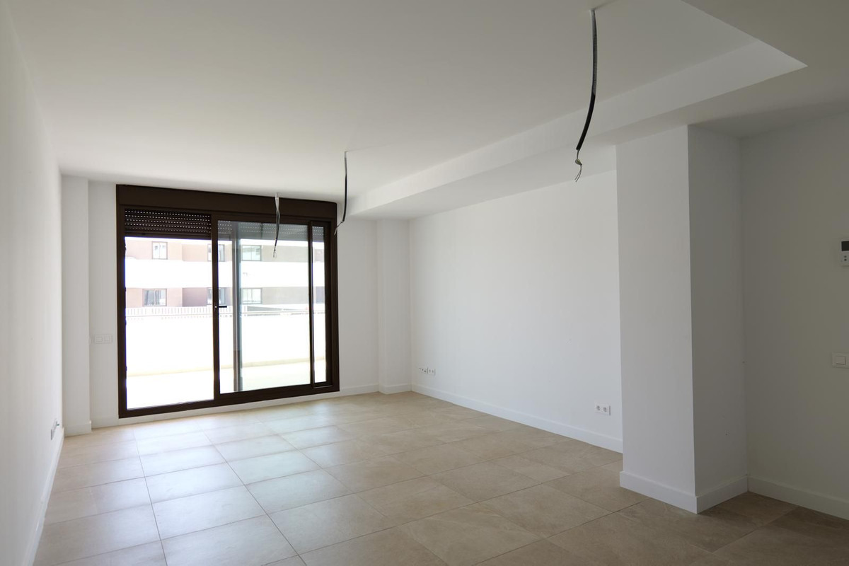 Photo 20 Middle Floor Apartment Estepona, Costa del Sol, Málaga – R5112466