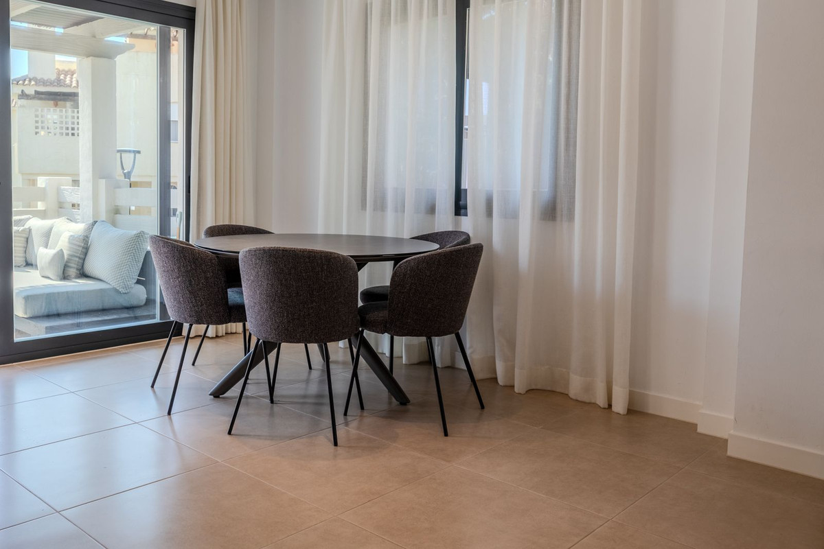 Photo 4 Townhouse Estepona, Costa del Sol, Málaga – R5084074