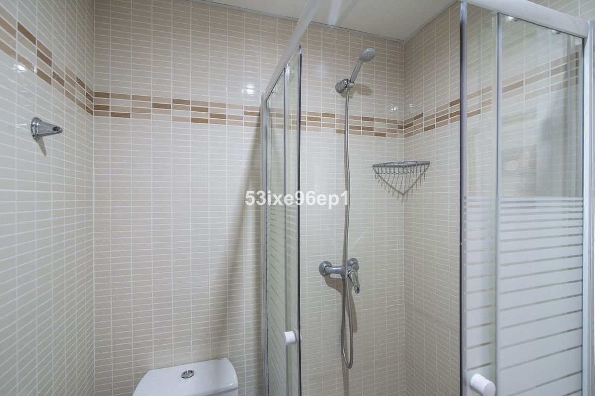 Photo 17 Middle Floor Apartment New Golden Mile, Costa del Sol, Málaga – R5019412