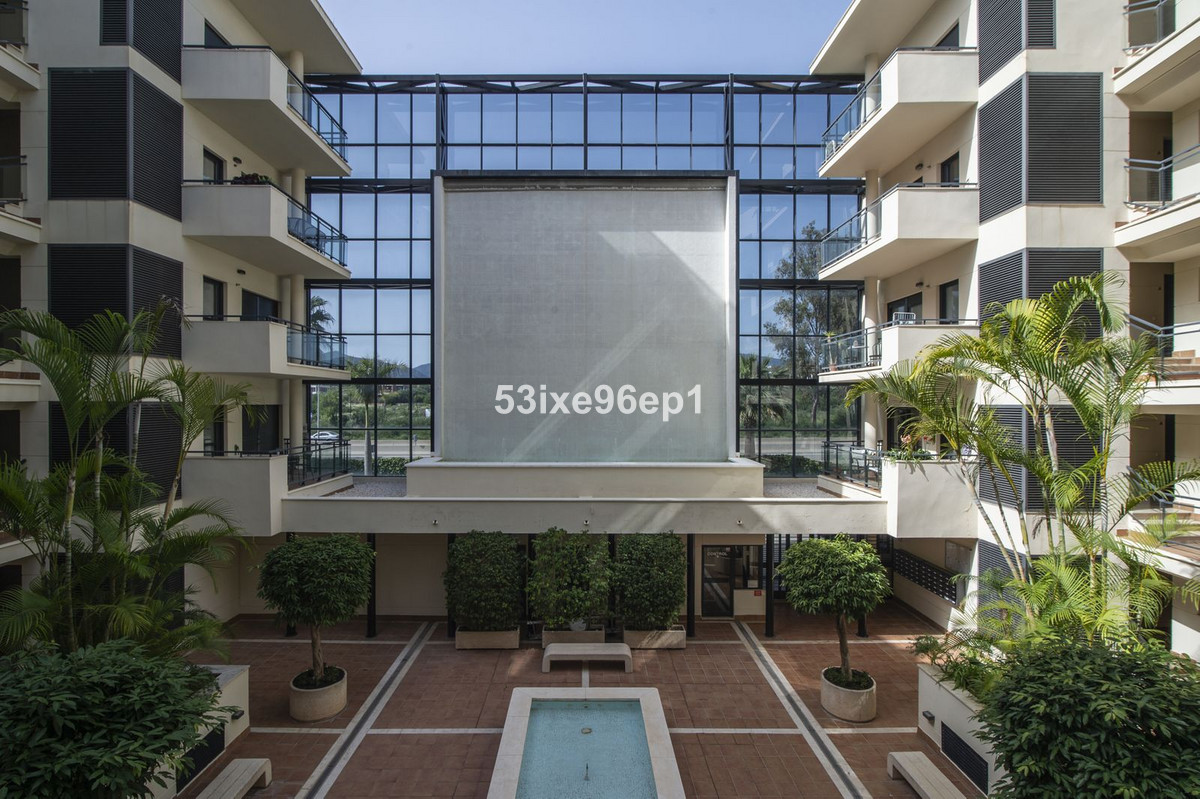 Photo 4 Middle Floor Apartment New Golden Mile, Costa del Sol, Málaga – R5019412