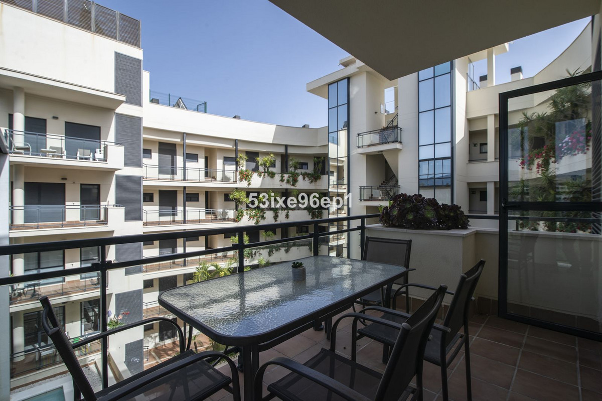 Photo 10 Middle Floor Apartment New Golden Mile, Costa del Sol, Málaga – R5019412
