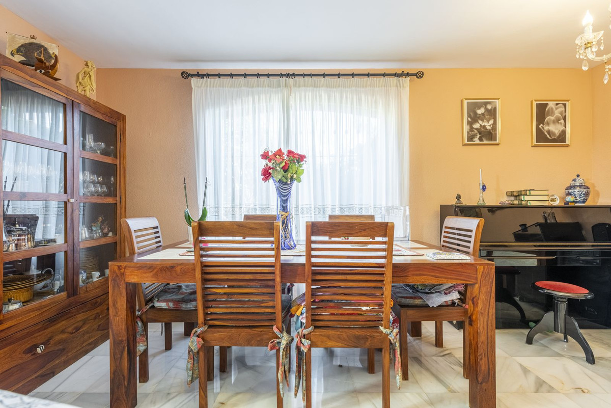 Photo 6 Semi-Detached House Atalaya, Costa del Sol, Málaga – R4850620