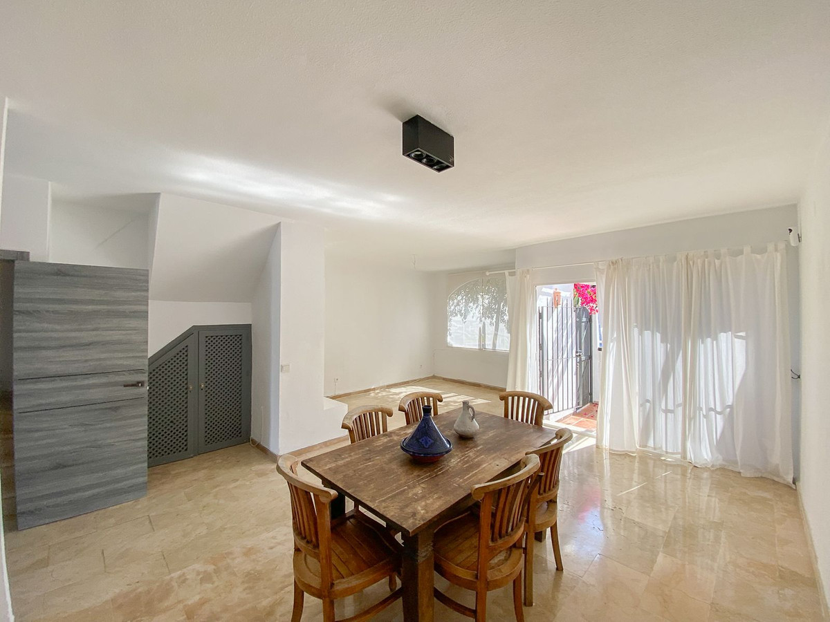 Photo 3 Townhouse Atalaya, Costa del Sol, Málaga – R4957528