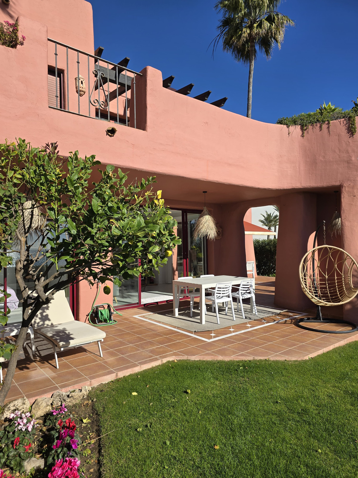 Photo 3 Ground Floor Apartment Estepona, Costa del Sol, Málaga – R5010160