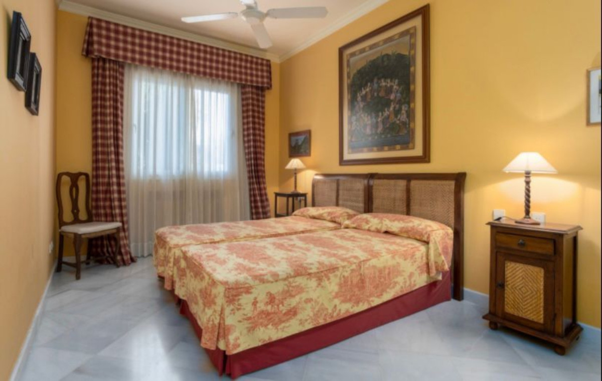 Photo 7 Detached Villa Guadalmina Baja, Costa del Sol, Málaga – R3329614