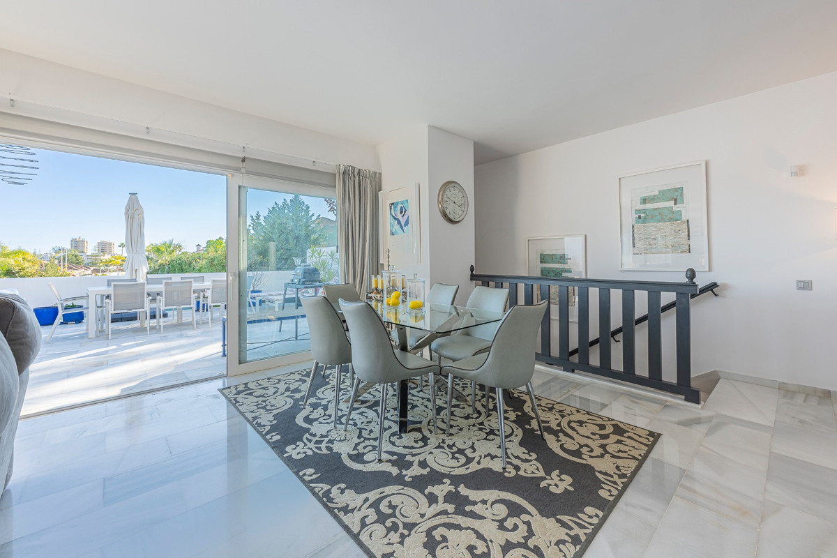 Photo 5 Townhouse Nueva Andalucía, Costa del Sol, Málaga – R4929157