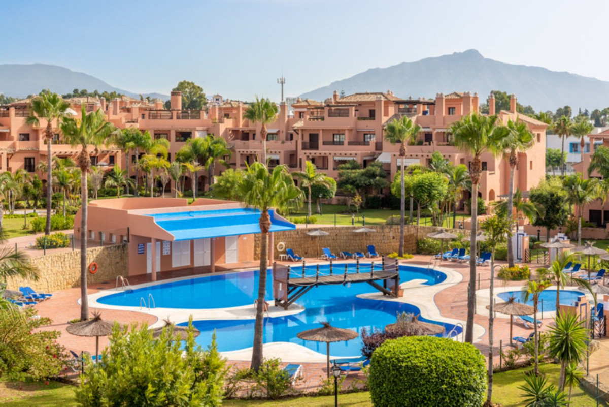 Photo 1 Penthouse Duplex New Golden Mile, Costa del Sol, Málaga – R4827475