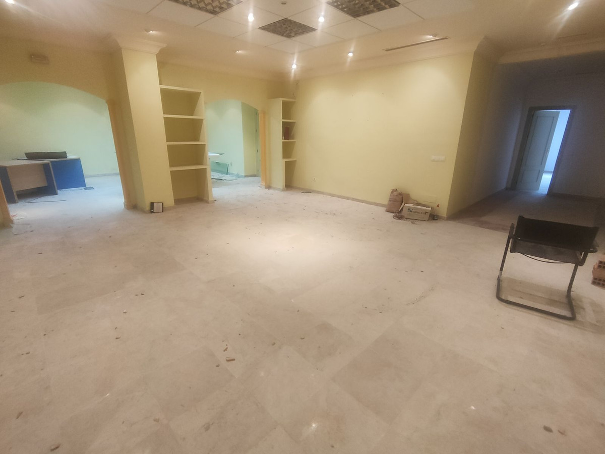 Photo 4 Business Guadalmina Alta, Costa del Sol, Málaga – R4745914