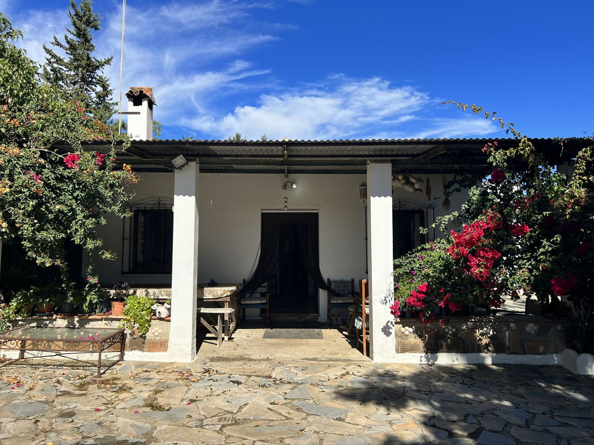 Photo 1 Finca – Cortijo New Golden Mile, Costa del Sol, Málaga – R4453384