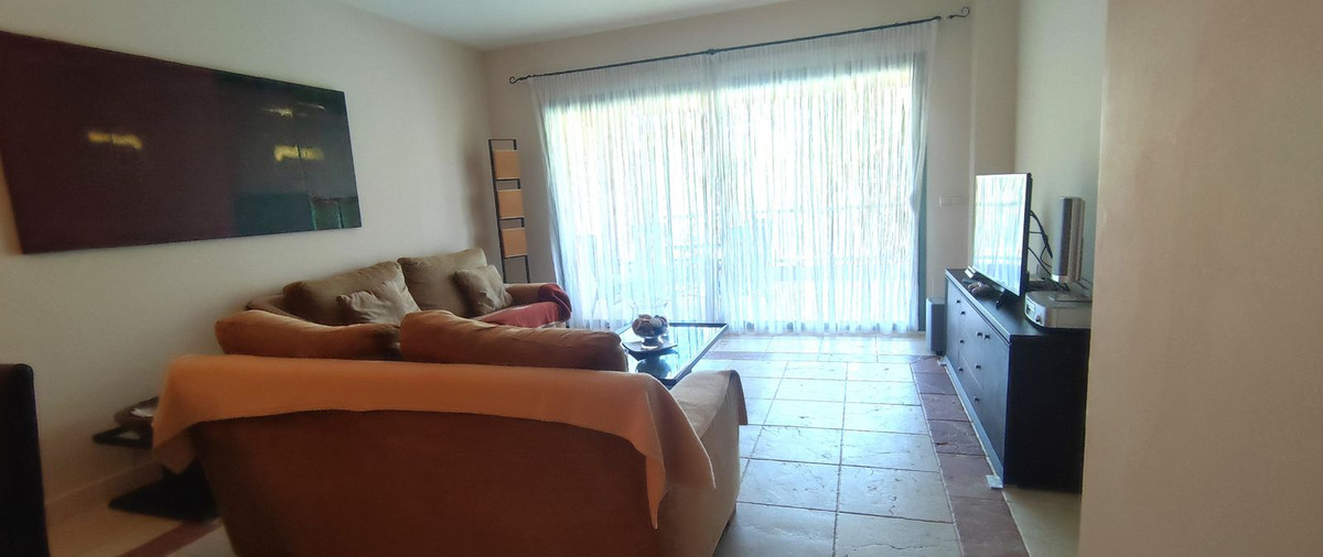 Photo 14 Middle Floor Apartment Atalaya, Costa del Sol, Málaga – R5104873