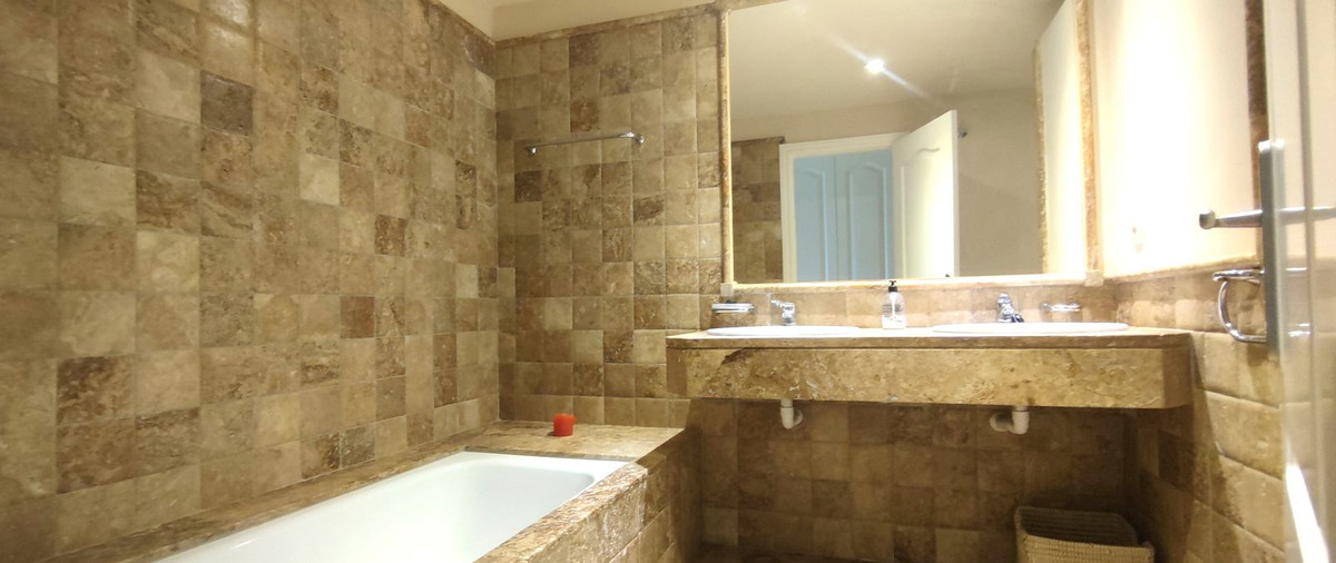 Photo 24 Middle Floor Apartment Atalaya, Costa del Sol, Málaga – R5104873