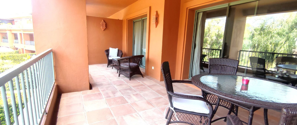 Photo 5 Middle Floor Apartment Atalaya, Costa del Sol, Málaga – R5104873