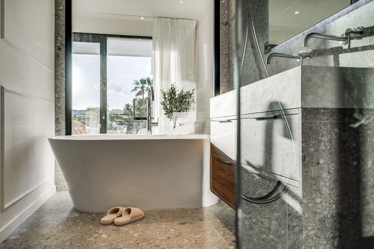 Photo 18 Townhouse Nueva Andalucía, Costa del Sol, Málaga – R5105251