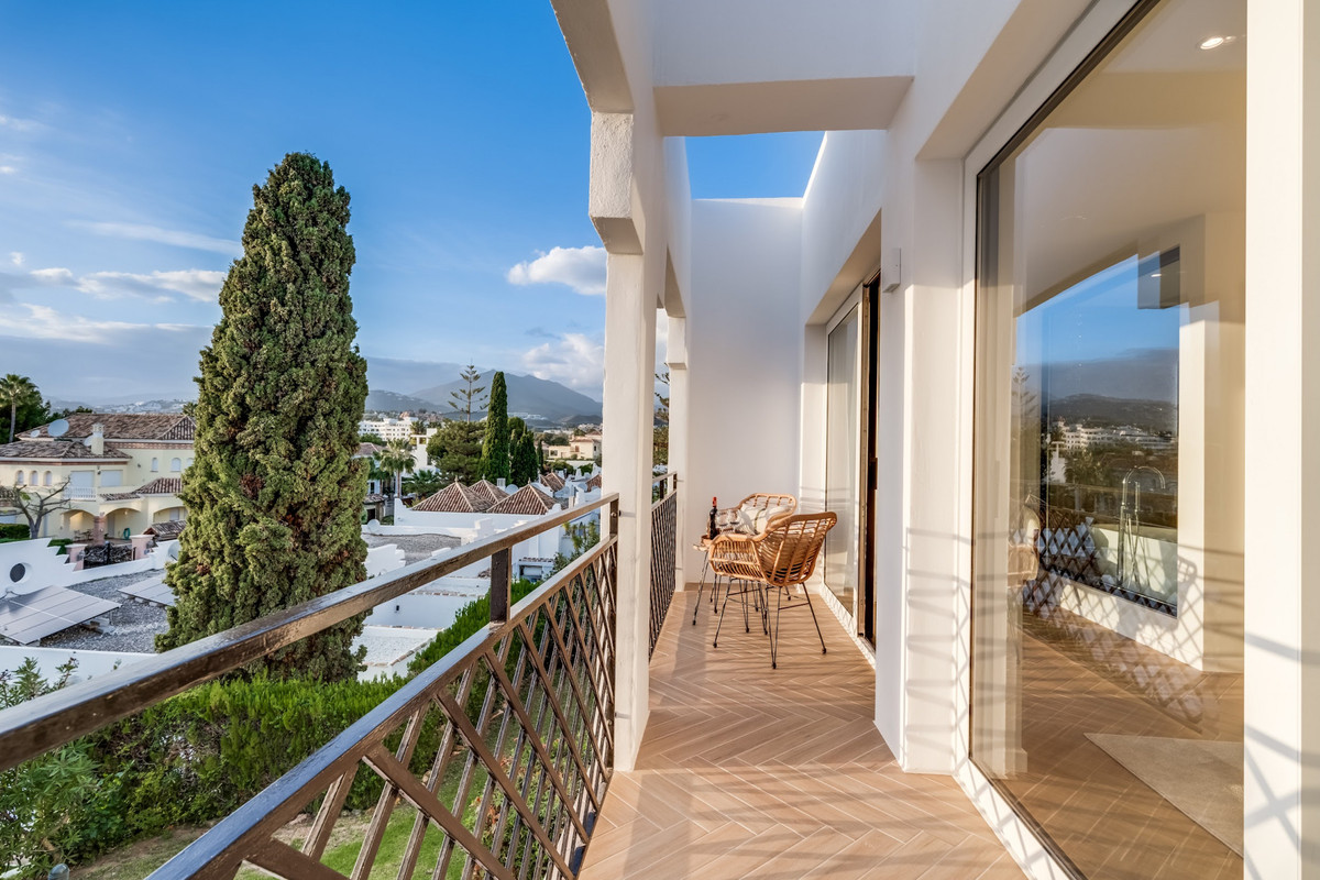 Photo 20 Townhouse Nueva Andalucía, Costa del Sol, Málaga – R5105251